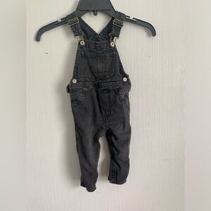 Baby gap black overalls, 12-18 months